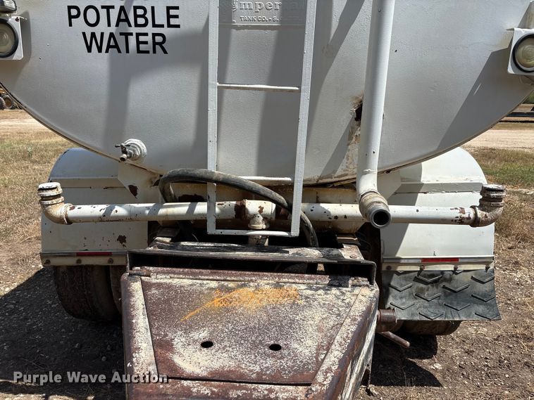 image for item ED5867 1998 Freightliner FL70 water truck