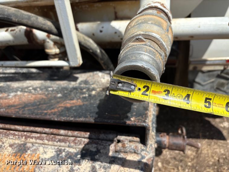 image for item ED5867 1998 Freightliner FL70 water truck