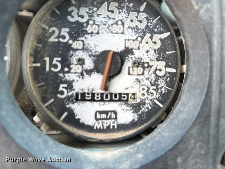 image for item ED5867 1998 Freightliner FL70 water truck