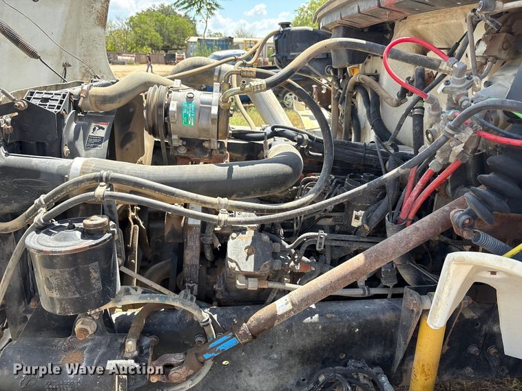 image for item ED5867 1998 Freightliner FL70 water truck