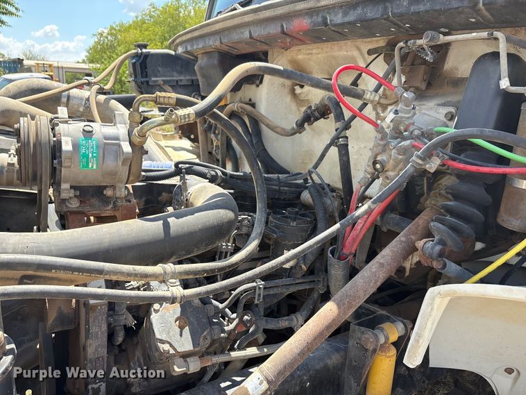 image for item ED5867 1998 Freightliner FL70 water truck