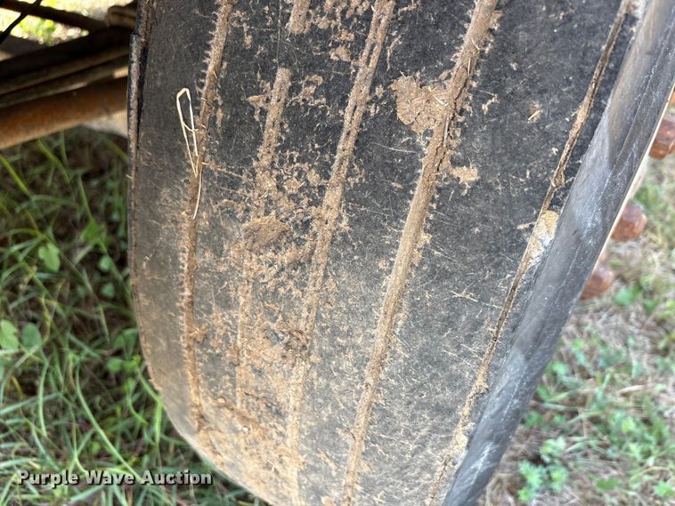 image for item ED5867 1998 Freightliner FL70 water truck