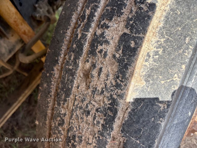 image for item ED5867 1998 Freightliner FL70 water truck