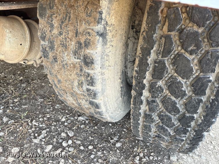 image for item ED5867 1998 Freightliner FL70 water truck