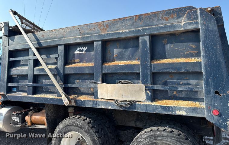 image for item ED5903 2010 Freightliner M2 dump truck