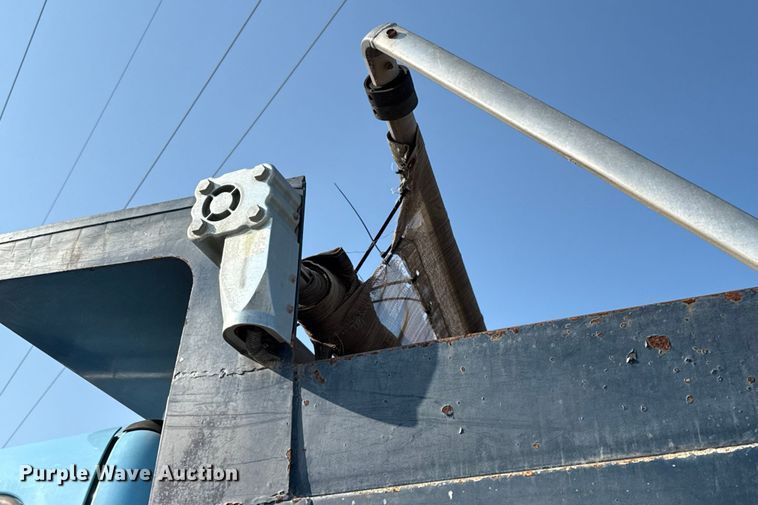 image for item ED5903 2010 Freightliner M2 dump truck