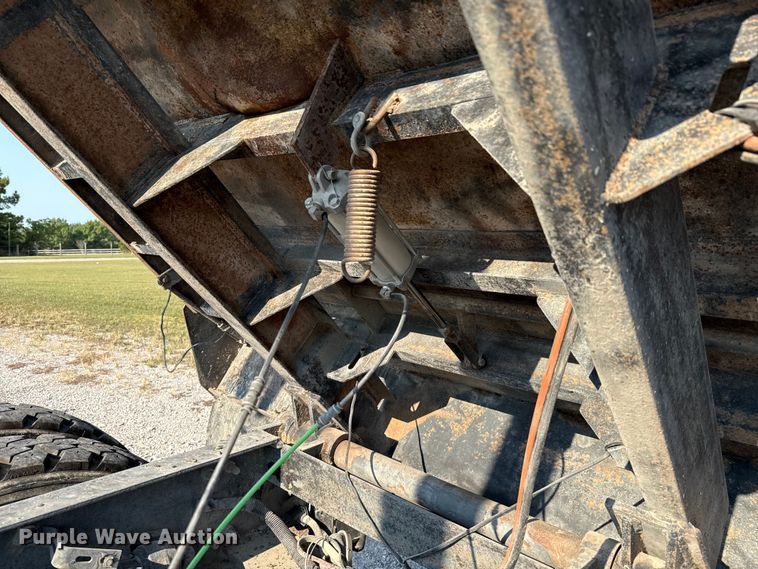 image for item ED5903 2010 Freightliner M2 dump truck