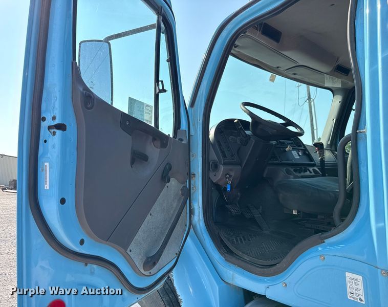 image for item ED5903 2010 Freightliner M2 dump truck