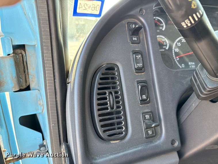 image for item ED5903 2010 Freightliner M2 dump truck