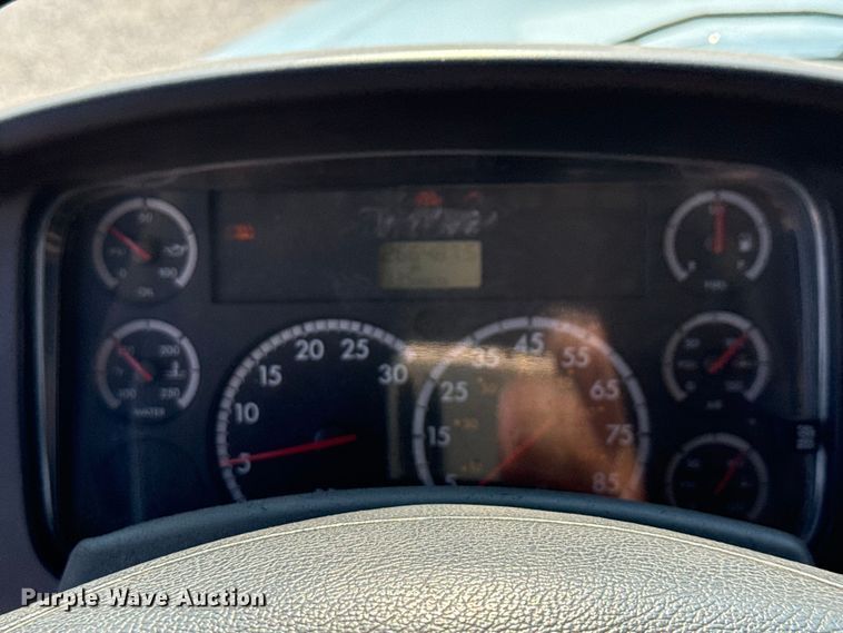 image for item ED5903 2010 Freightliner M2 dump truck