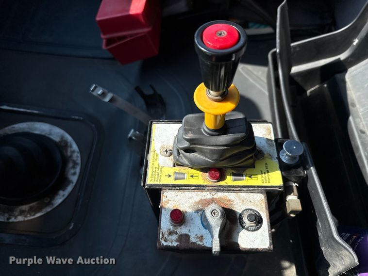 image for item ED5903 2010 Freightliner M2 dump truck