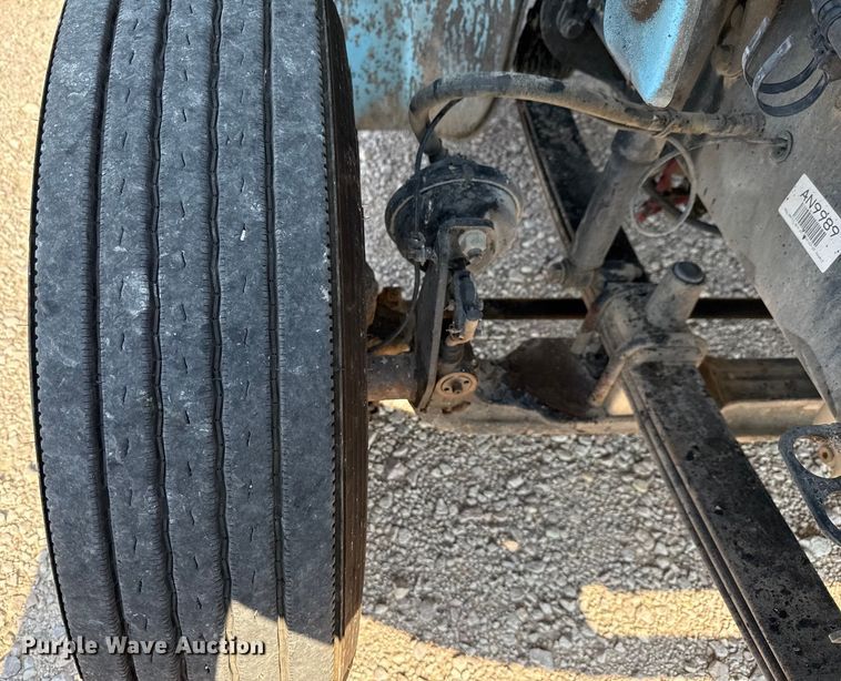 image for item ED5903 2010 Freightliner M2 dump truck