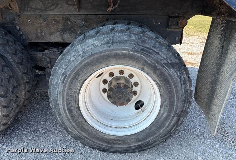 image for item ED5903 2010 Freightliner M2 dump truck