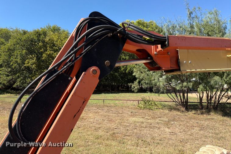 image for item ED5932 2013 JLG 600AJN boom lift