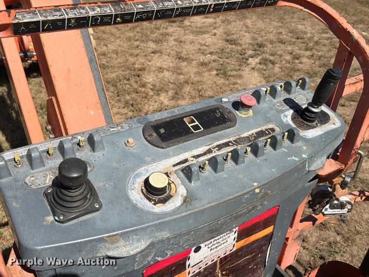 image for item ED5932 2013 JLG 600AJN boom lift