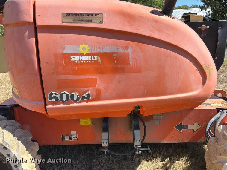 image for item ED5932 2013 JLG 600AJN boom lift
