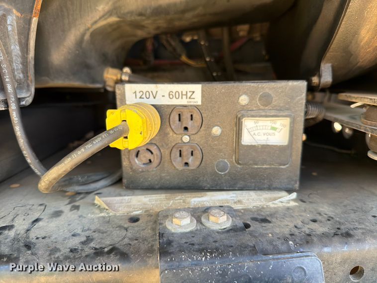 image for item ED5932 2013 JLG 600AJN boom lift