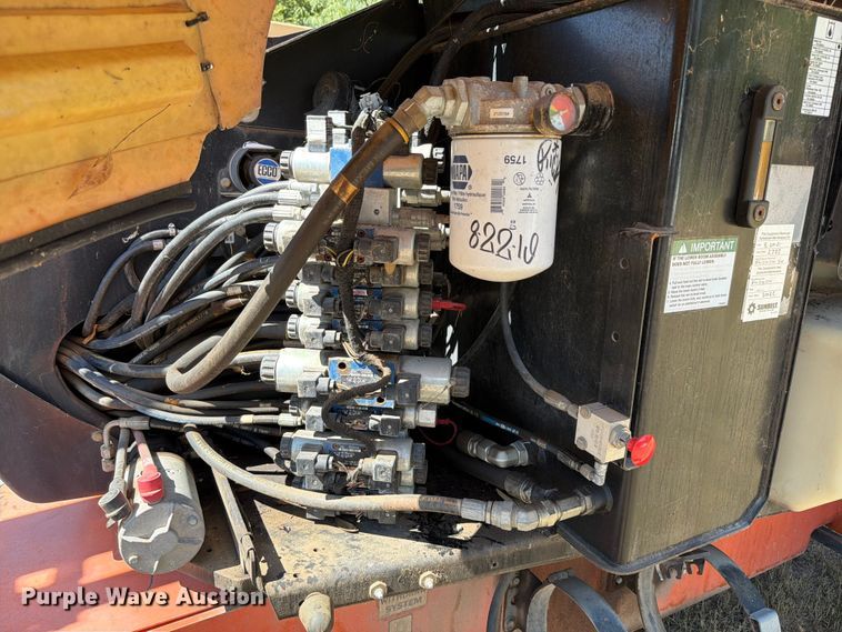 image for item ED5932 2013 JLG 600AJN boom lift