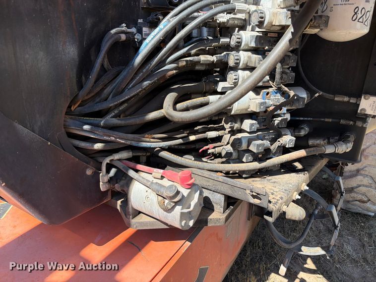 image for item ED5932 2013 JLG 600AJN boom lift