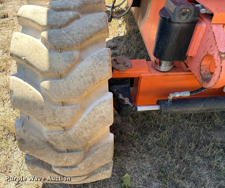 image for item ED5932 2013 JLG 600AJN boom lift