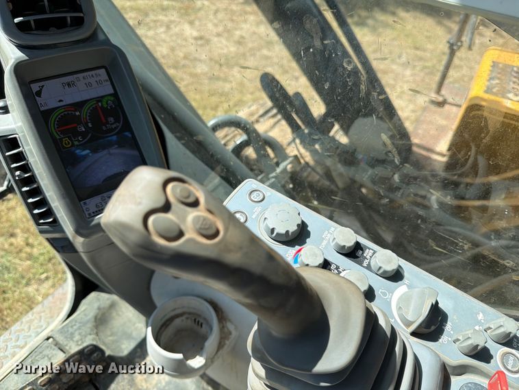 image for item ED5934 2018 John Deere 350G excavator