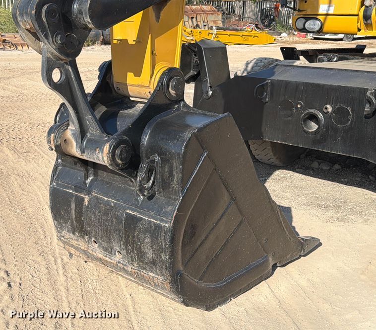 image for item ED5963 2011 Caterpillar M318D wheeled excavator