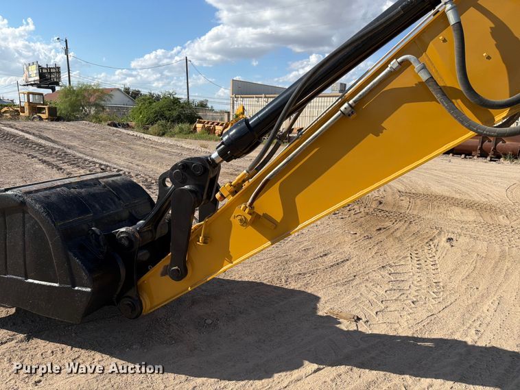 image for item ED5963 2011 Caterpillar M318D wheeled excavator