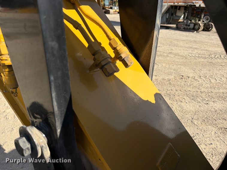 image for item ED5963 2011 Caterpillar M318D wheeled excavator