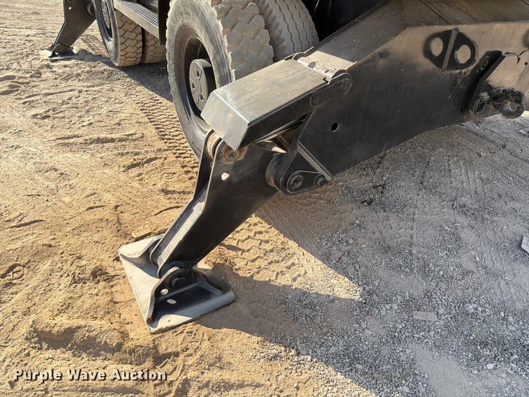 image for item ED5963 2011 Caterpillar M318D wheeled excavator