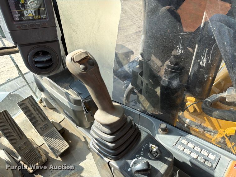 image for item ED5963 2011 Caterpillar M318D wheeled excavator