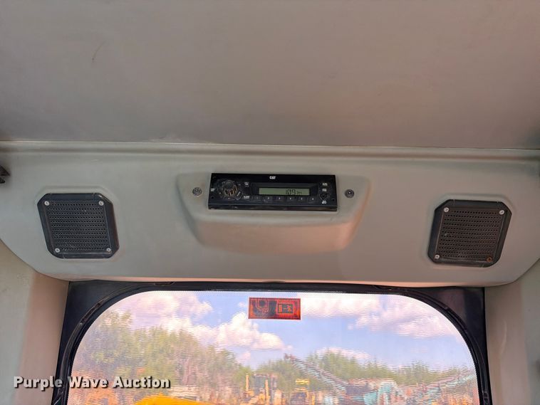 image for item ED5963 2011 Caterpillar M318D wheeled excavator