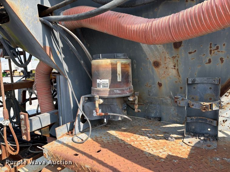 image for item ED5965 2003 Roadtec SP-100B paver