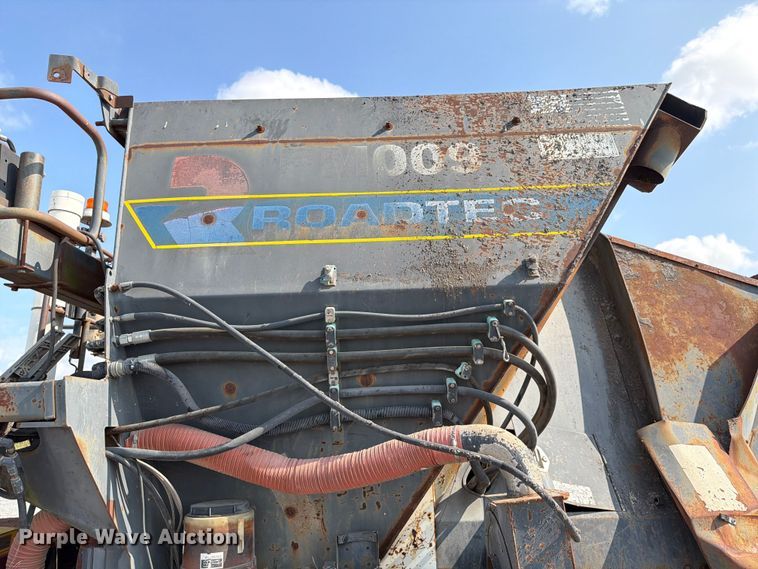 image for item ED5965 2003 Roadtec SP-100B paver