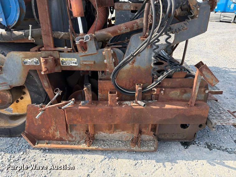 image for item ED5965 2003 Roadtec SP-100B paver