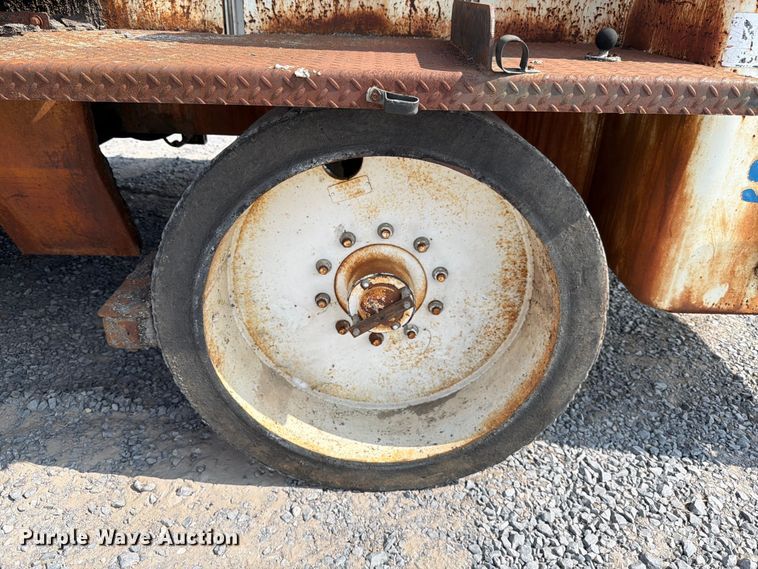 image for item ED5965 2003 Roadtec SP-100B paver