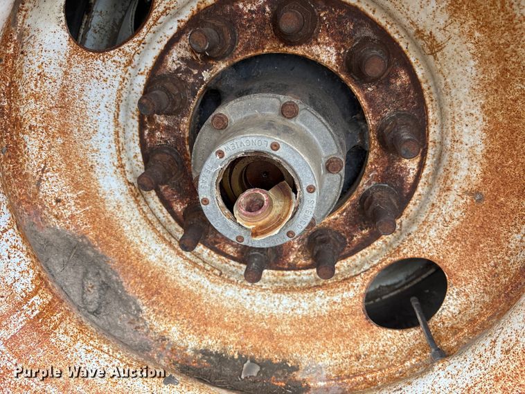 image for item EE4042 2009 Towmaster  lowboy equipment trailer