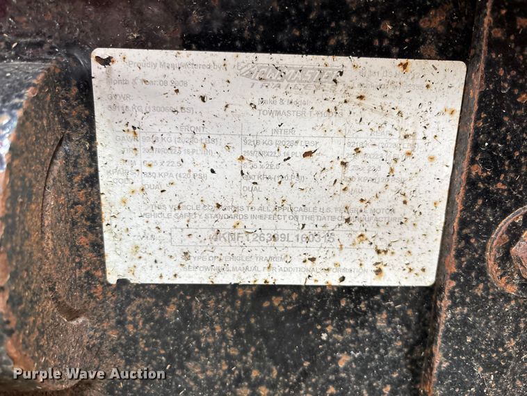 image for item EE4042 2009 Towmaster  lowboy equipment trailer