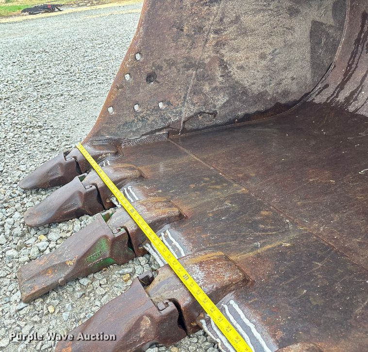 image for item EE4043 1996 John Deere 892E LC excavator