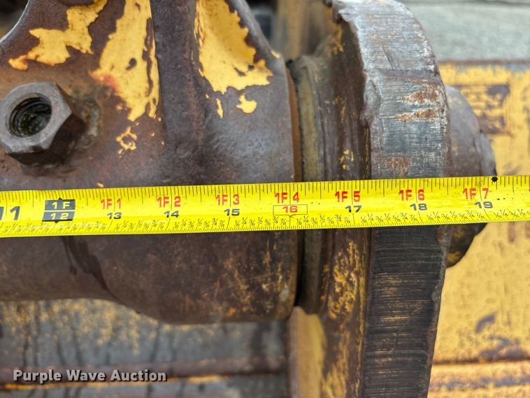 image for item EE4043 1996 John Deere 892E LC excavator