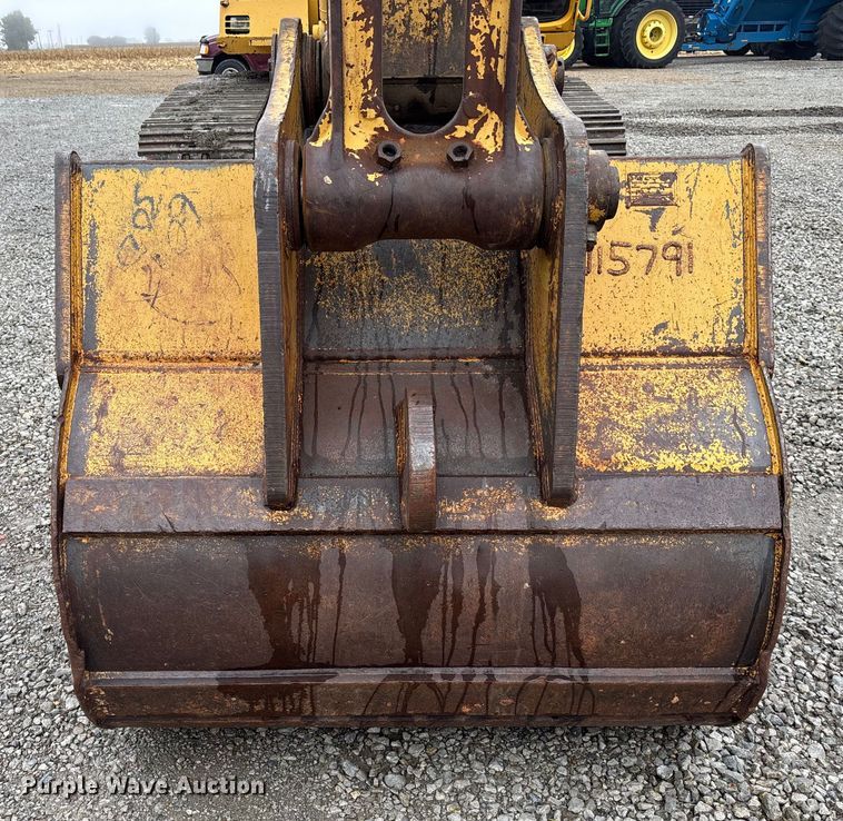 image for item EE4043 1996 John Deere 892E LC excavator