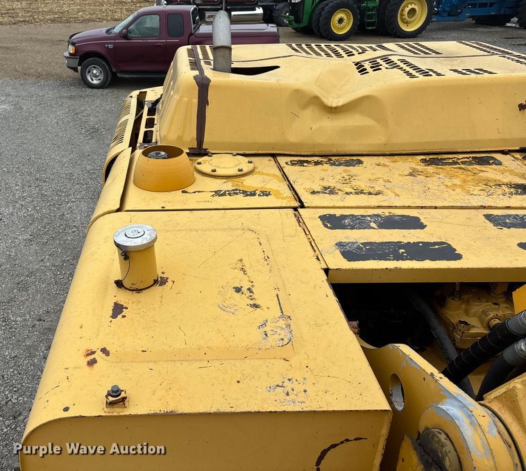 image for item EE4043 1996 John Deere 892E LC excavator