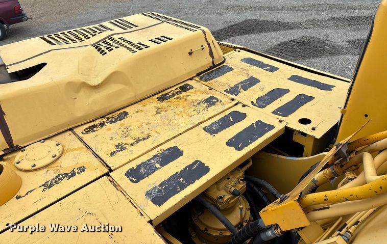 image for item EE4043 1996 John Deere 892E LC excavator