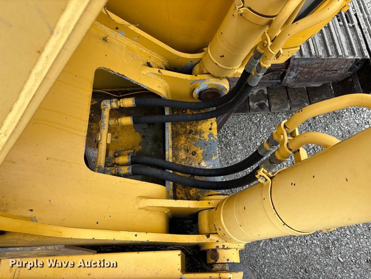 image for item EE4043 1996 John Deere 892E LC excavator