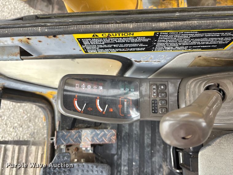 image for item EE4043 1996 John Deere 892E LC excavator