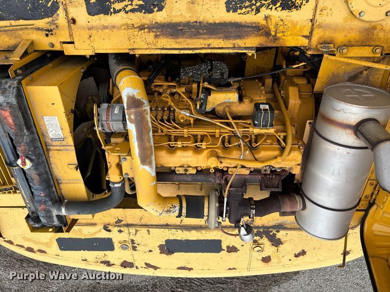 image for item EE4043 1996 John Deere 892E LC excavator