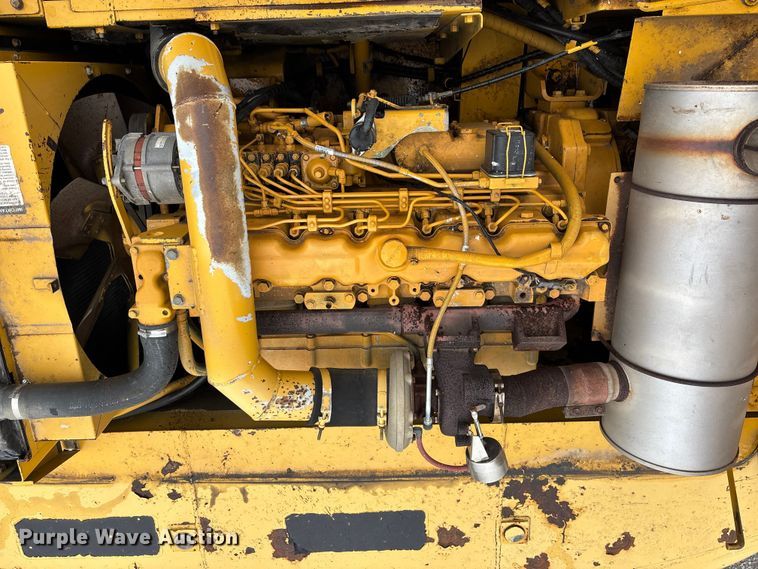 image for item EE4043 1996 John Deere 892E LC excavator