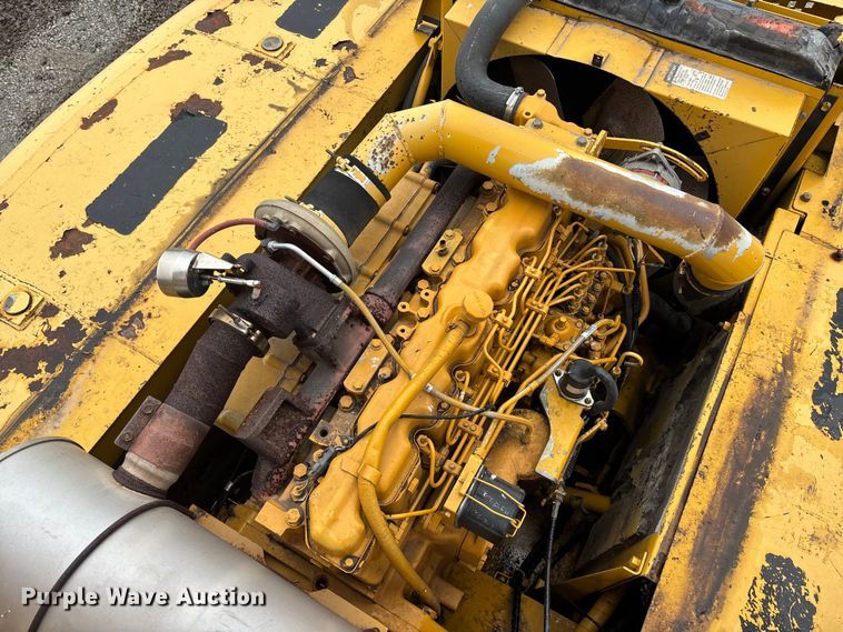 image for item EE4043 1996 John Deere 892E LC excavator