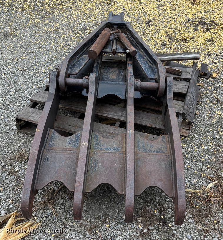 image for item EE4043 1996 John Deere 892E LC excavator