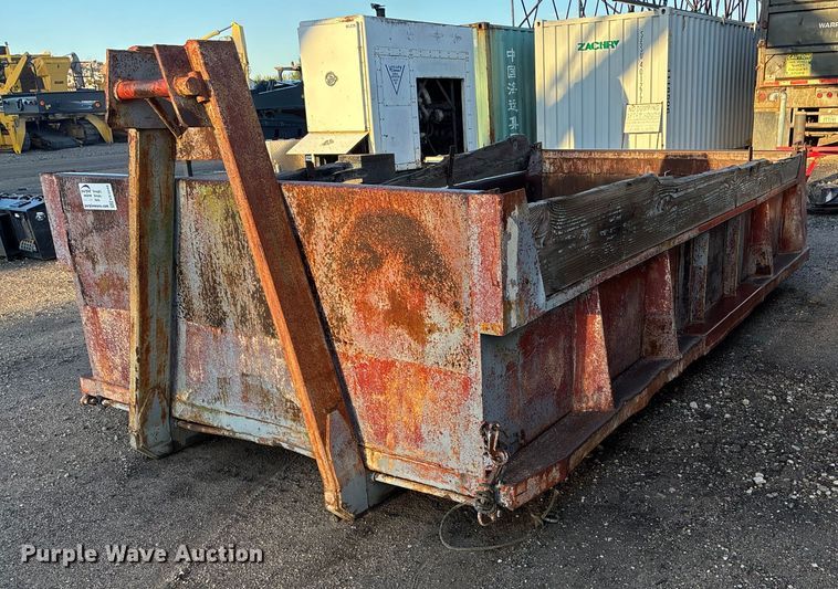 image for item EE4048 Roll-off dumpster