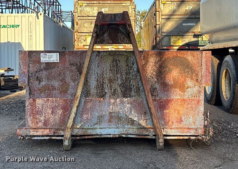 image for item EE4048 Roll-off dumpster